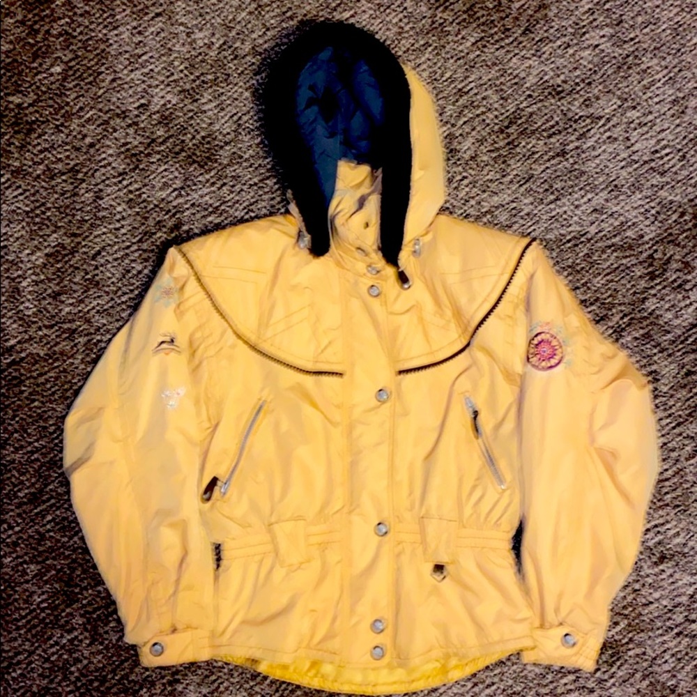 Obermeyer ski thermolite yellow jacket.